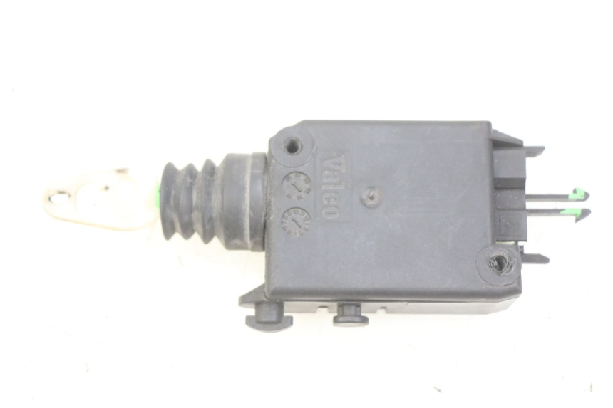 photo de MOTEUR OUVERTURE COFFRE PEUGEOT SATELIS 125 (2006 - 2009)