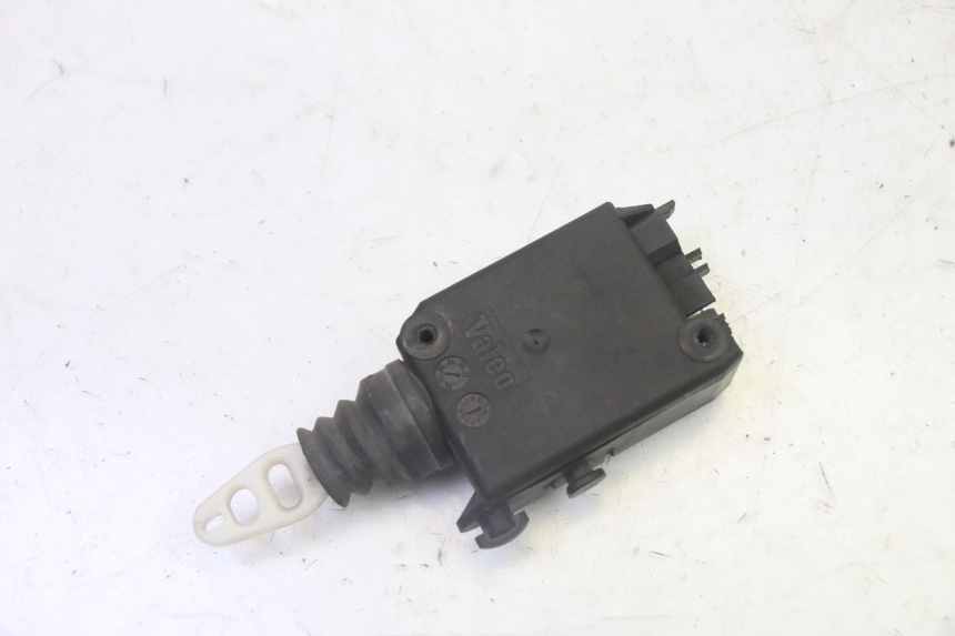 photo de MOTEUR OUVERTURE COFFRE PEUGEOT SATELIS 125 (2010 - 2012)