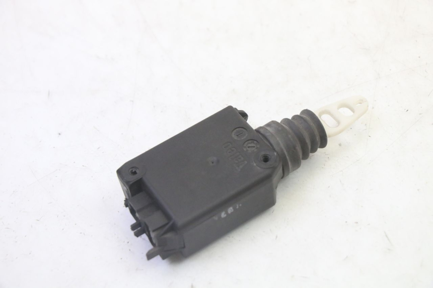 photo de MOTEUR OUVERTURE COFFRE PEUGEOT SATELIS 125 (2010 - 2012)