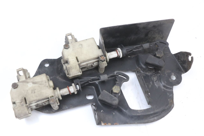 photo de MOTEUR OUVERTURE COFFRE PIAGGIO XEVO - X EVO 125 (2007 - 2016)