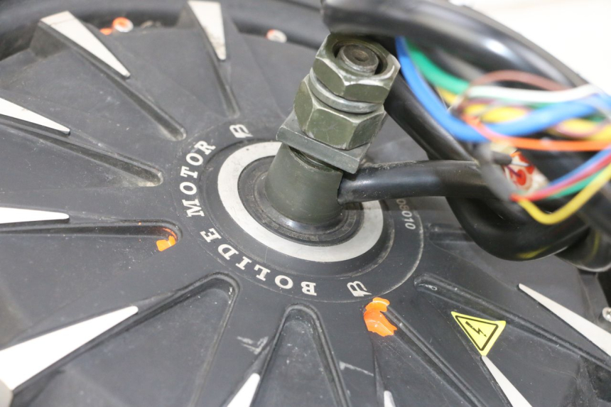 photo de MOTEUR EFUN PUSA 1 - État de surface