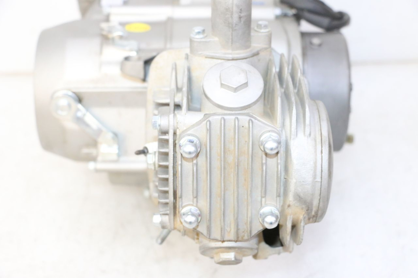 photo de MOTEUR APOLLO RFZ 125