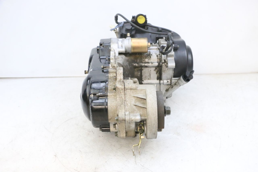 photo de MOTEUR TNT MOTOR ROMA 10' 4T 50 (2019 - 2022) - Gros plan technique