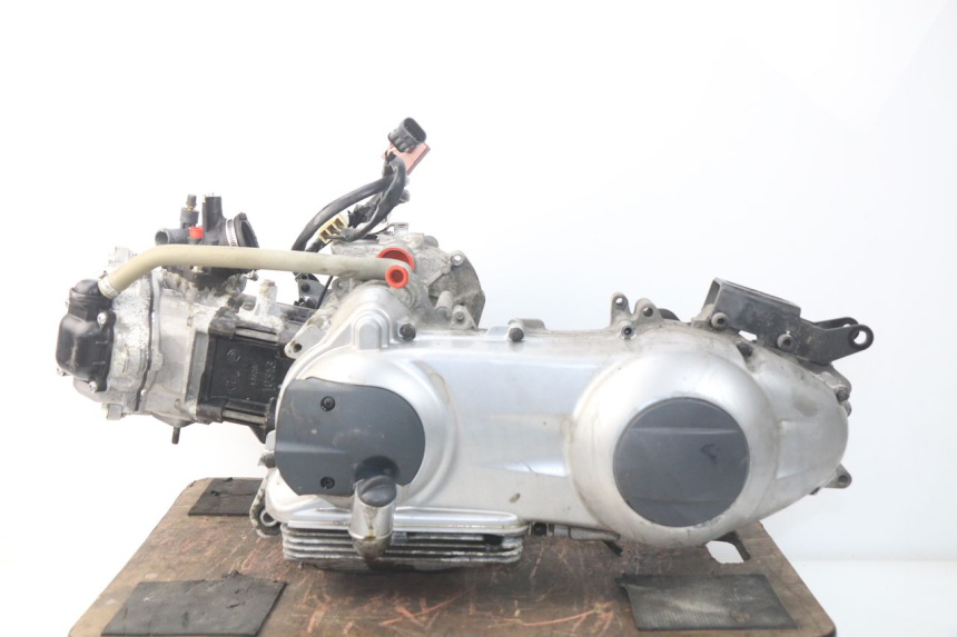 photo de MOTEUR PEUGEOT SATELIS 300 (2012 - 2015) - Vue principale