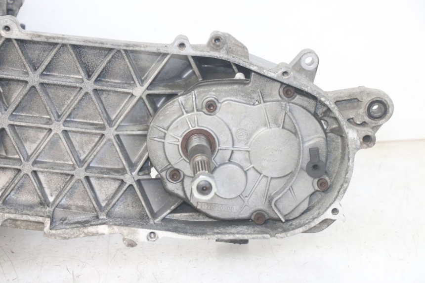 photo de MOTEUR PEUGEOT SATELIS 125 (2013 - 2018) - Aperçu profil