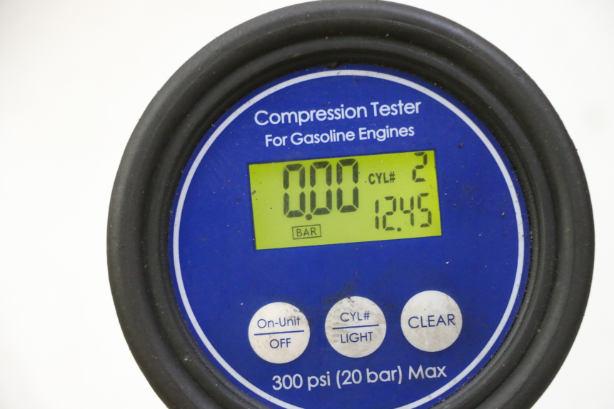 photo de MOTEUR TRIUMPH SPRINT 900 (1995 - 1998)