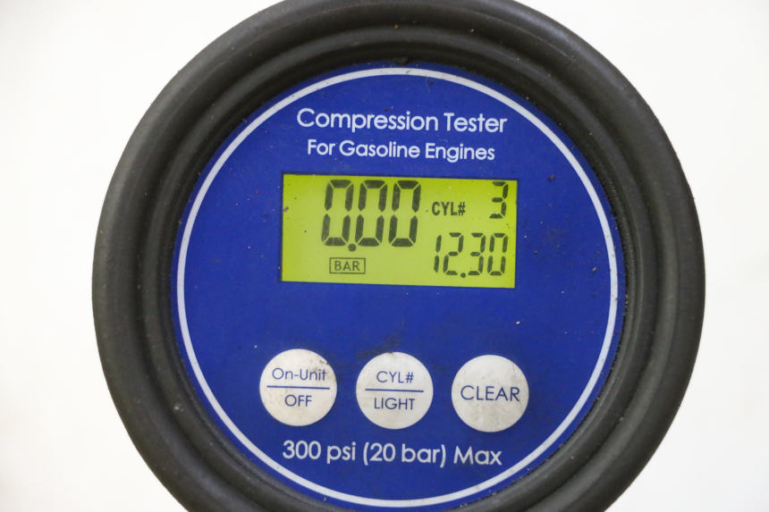 photo de MOTEUR TRIUMPH SPRINT 900 (1995 - 1998)