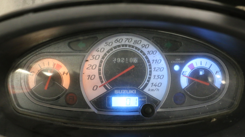 photo de MOTEUR SUZUKI BURGMAN 125 (2007 - 2014)