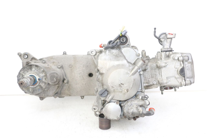 photo de MOTEUR SUZUKI BURGMAN 125 (2007 - 2014)