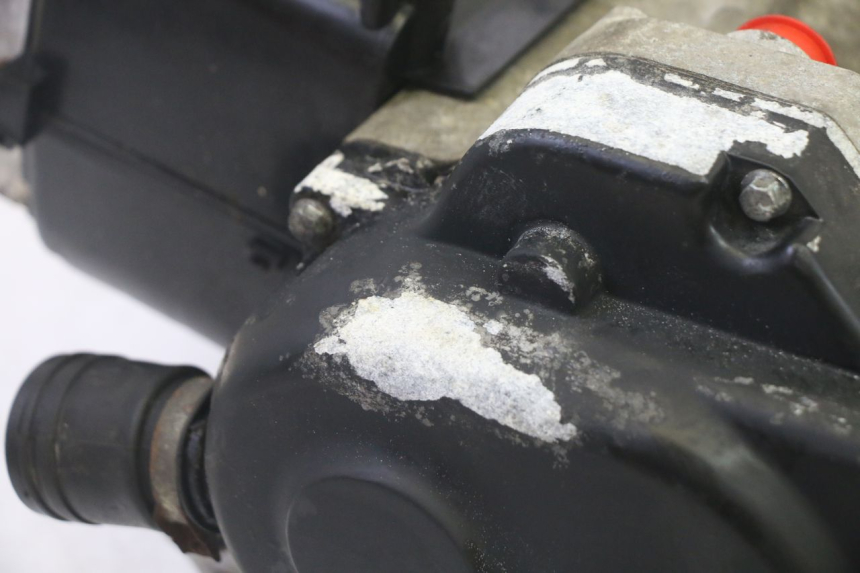 photo de MOTEUR SUKIDA TOP 1 50 (2003 - 2010) - Zoom état d’usage