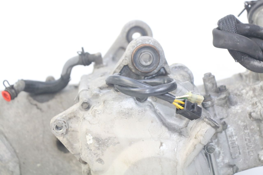 photo de MOTEUR SUZUKI UH BURGMAN 125 (2002 - 2006)