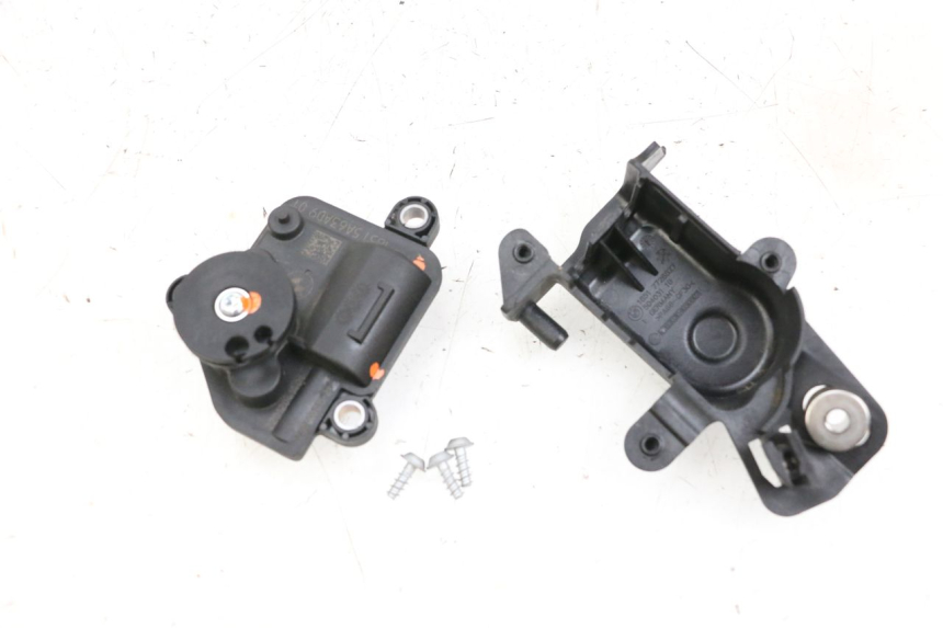 photo de MOTEUR VALVE ECHAPPEMENT BMW R GS 1250 (2021 - 2024) - Points de fixation