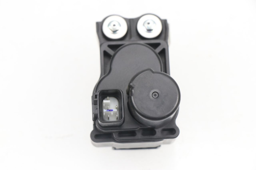 photo de MOTEUR VALVE ECHAPPEMENT YAMAHA YZF R1M R1 M 1000 (2015 - 2020)