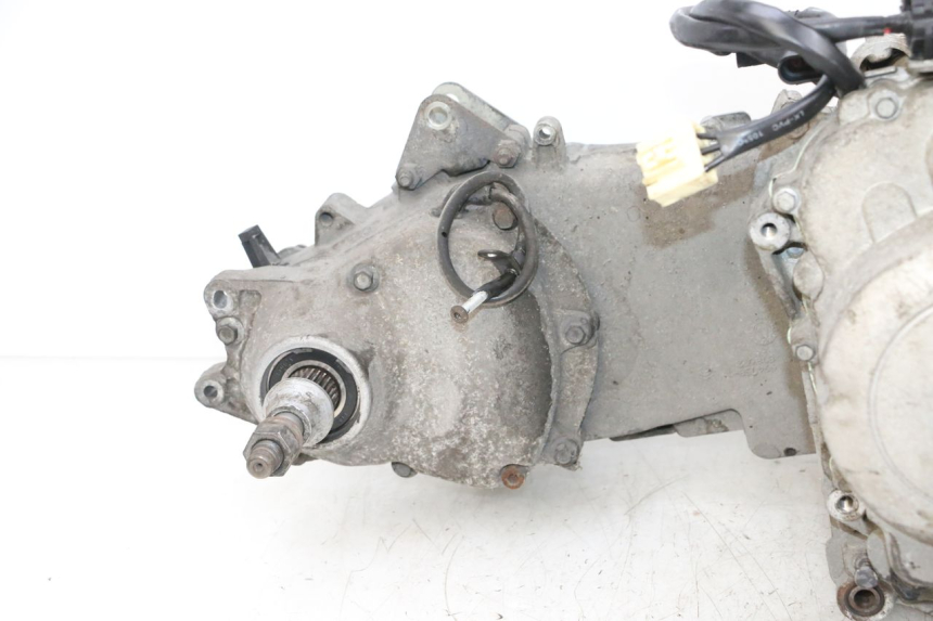 photo de MOTEUR PIAGGIO VESPA GTS SUPER IE 125 (2009 - 2016) - Focus structure