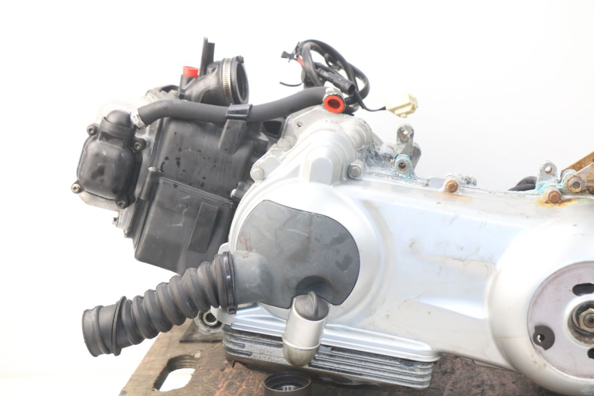 photo de MOTEUR PIAGGIO VESPA LX IE 125 (2010 - 2012)