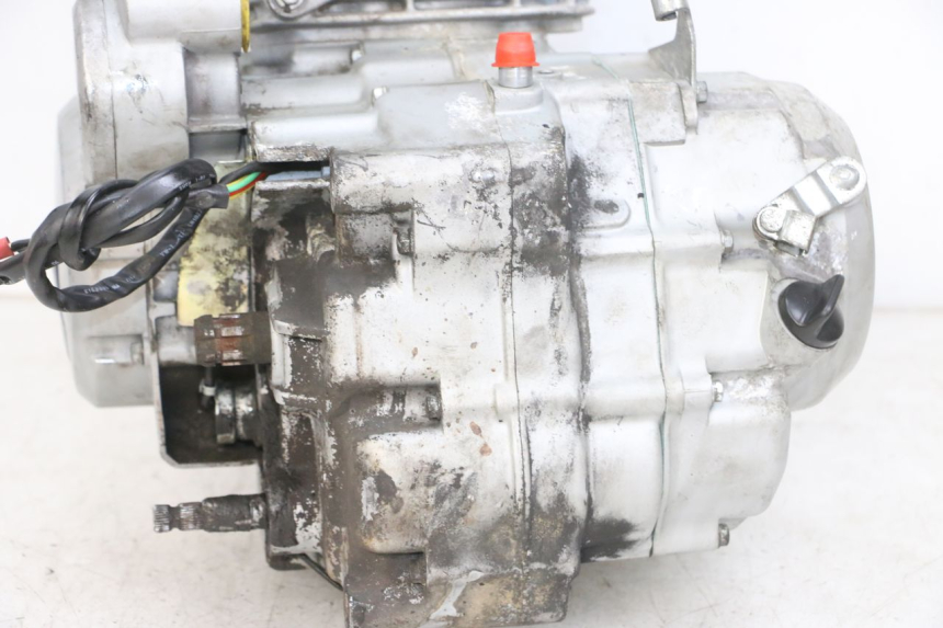 photo de MOTEUR DAELIM VJ ROADWIN FI 125 (2008 - 2017) - Autre angle de vue