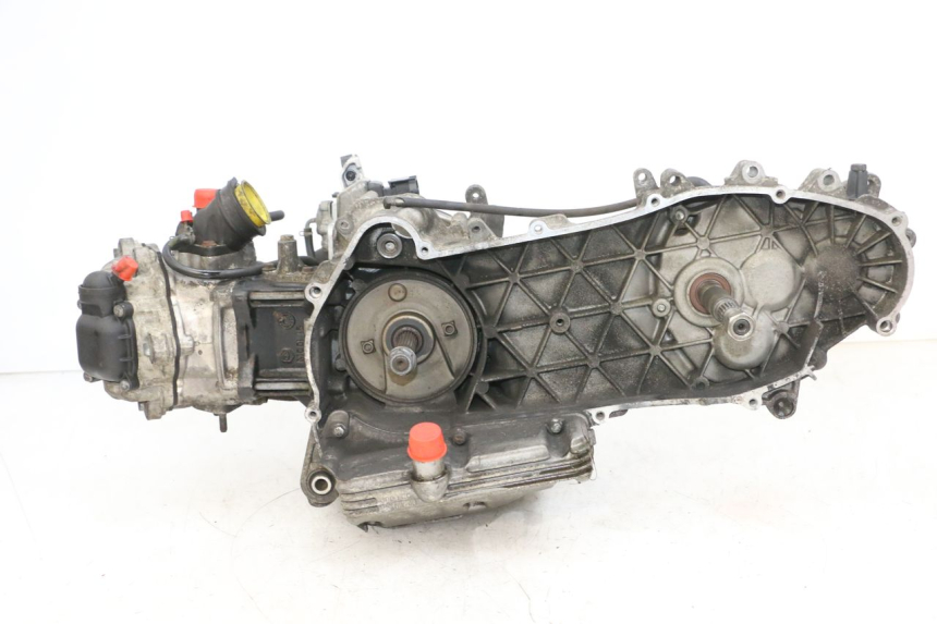 photo de MOTEUR PIAGGIO X8 125 (2004 - 2007) - État de surface