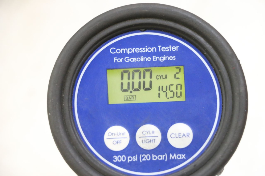 photo de MOTEUR YAMAHA XJ6 ABS 600 (2008 - 2016)