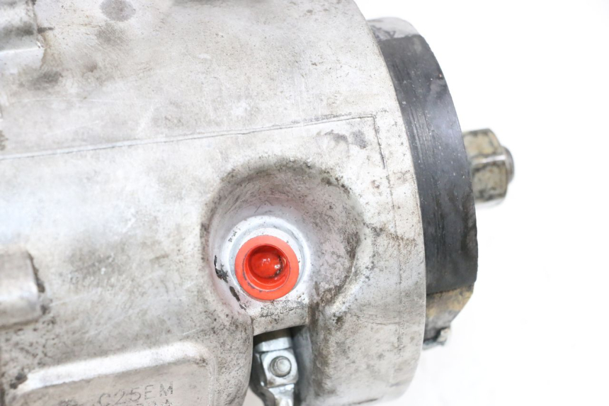 photo de MOTEUR PIAGGIO ZIP 2T 50 (2009 - 2019) - Gros plan technique