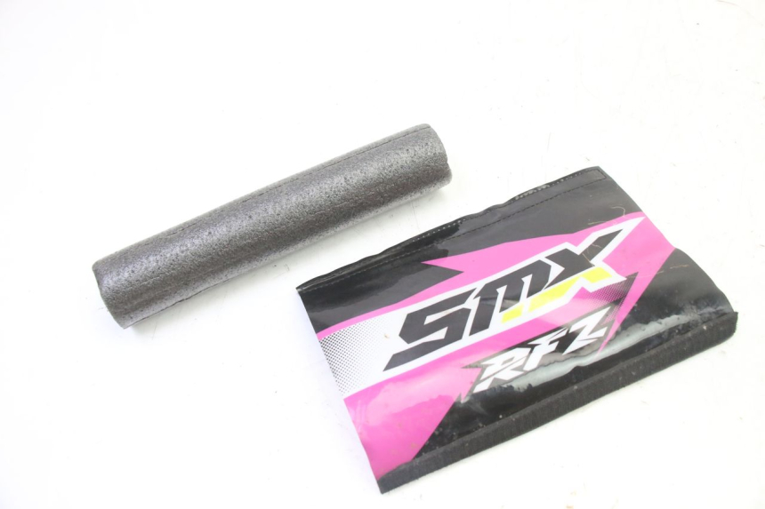 photo de MOUSSE DE GUIDON APOLLO RFZ 150