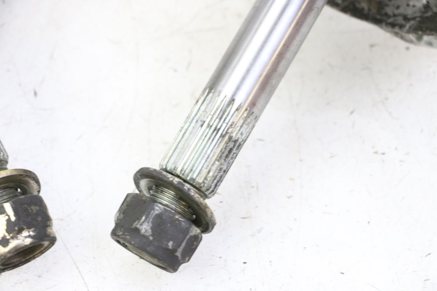 photo de MOYEU ROUE ARRIERE QUADRO 4 4D 350 (2015 - 2018)