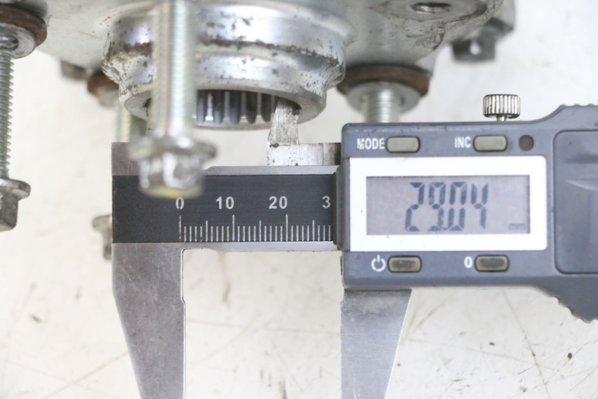 photo de MOYEU ROUE ARRIERE PIAGGIO MP3 500 (2016 - 2018) - Détail de la pièce