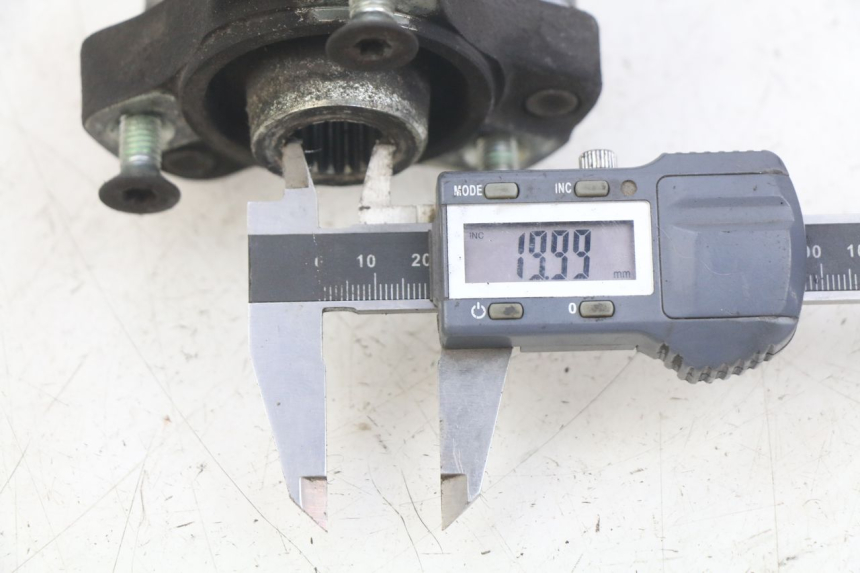 photo de MOYEU ROUE ARRIERE PEUGEOT SATELIS 125 (2006 - 2009)