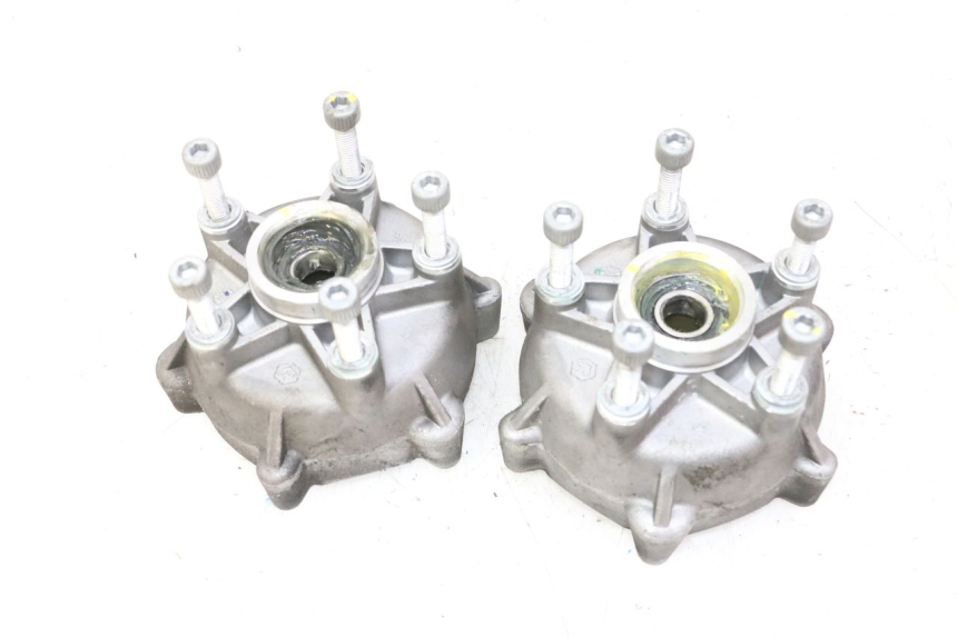 photo de MOYEU ROUE AVANT PIAGGIO MP3 HPE 310 (2024 - 2025)