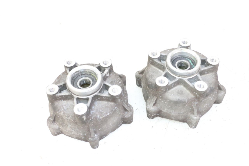 photo de MOYEU ROUE AVANT PIAGGIO MP3 500 (2014 - 2016)