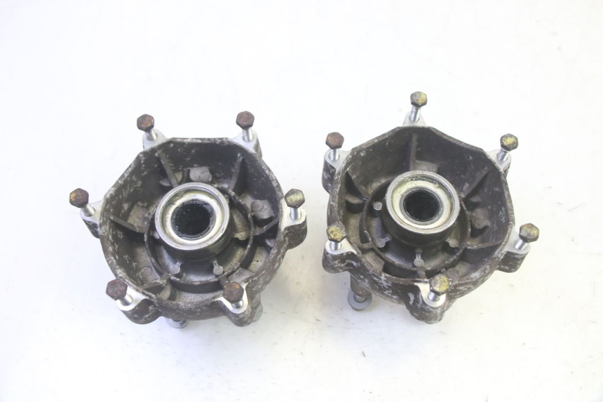 photo de MOYEU ROUE AVANT PIAGGIO MP3 RL 250 (2007 - 2010) - Détail de la pièce