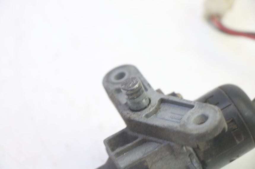 photo de NEIMAN MBK BOOSTER SPIRIT 50 (2004 - 2017) - Vue d’ensemble