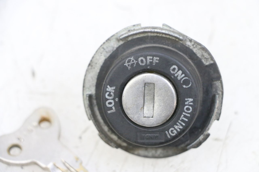 photo de NEIMAN PIAGGIO NEW TYPHOON 50 (2018 - 2021) - Gros plan technique