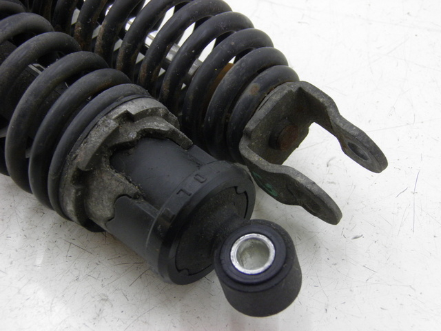 photo de PAIRE AMORTISSEUR ARRIERE YAMAHA YP MAJESTY 125 (2002 - 2006)