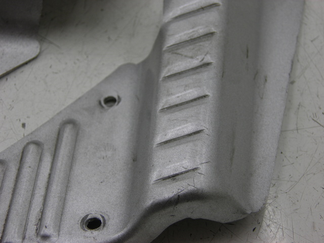 photo de PAIRE CALE PIED ARRIERE BAOTIAN TRAVEL SPIRIT 50 (2010 - 2012)