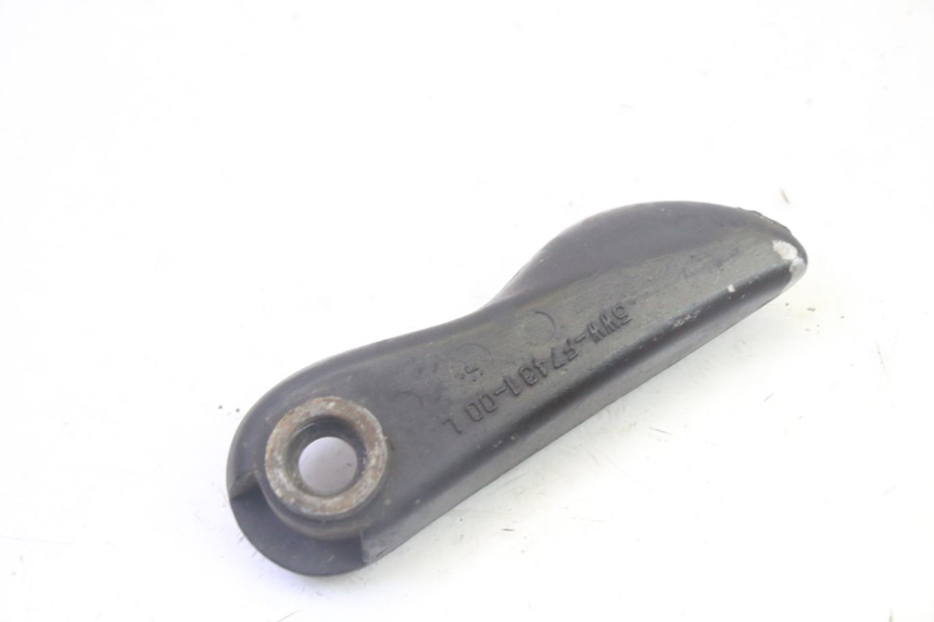 photo de PAIRE CALE PIED ARRIERE MBK BOOSTER SPIRIT 50 (2004 - 2017) - Gros plan technique