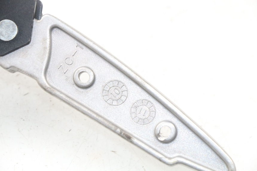 photo de PAIRE CALE PIED ARRIERE PEUGEOT CITYSTAR 50 (2013 - 2017)