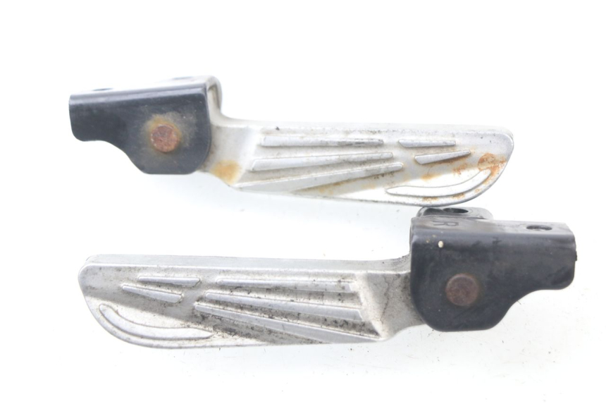 photo de PAIRE CALE PIED ARRIERE SYM FIDDLE 3 III 50 (2014 - 2020)