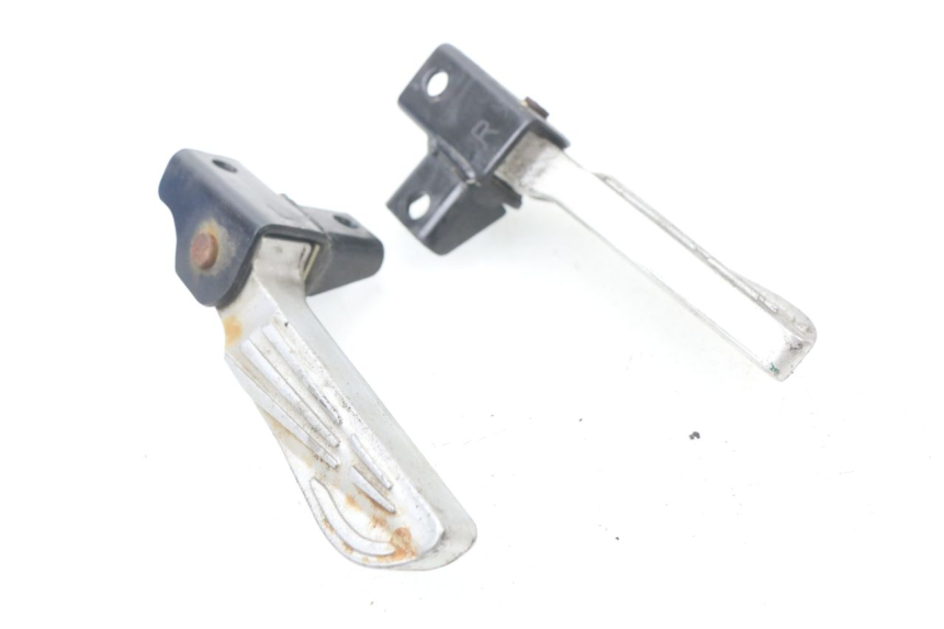 photo de PAIRE CALE PIED ARRIERE SYM FIDDLE 3 III 50 (2014 - 2020)