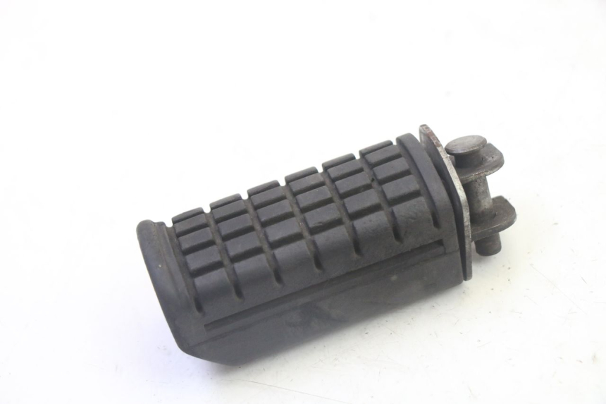 photo de PAIRE CALE PIED ARRIERE DAELIM HISTORY 125 (2001 - 2002)