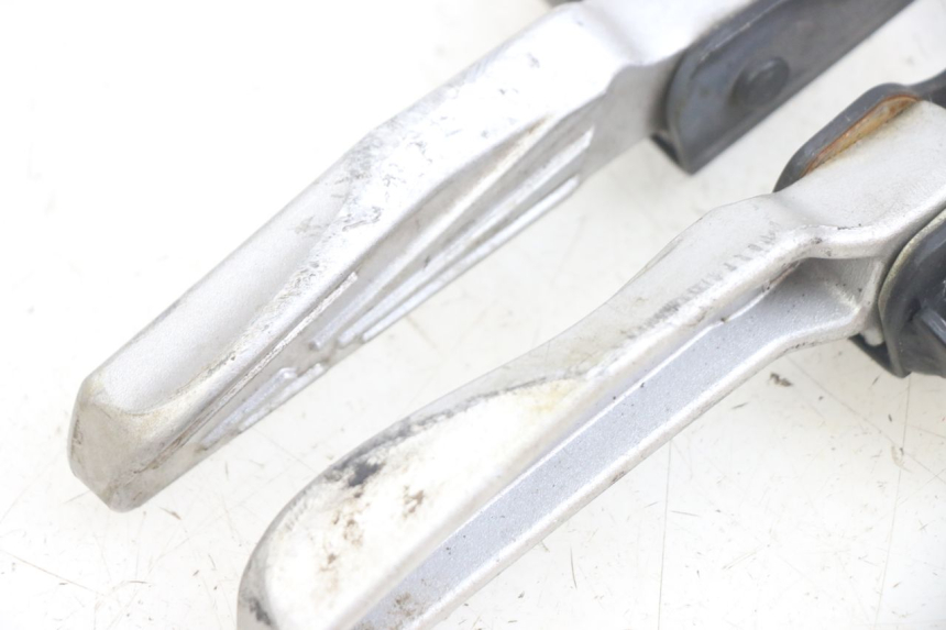 photo de PAIRE CALE PIED ARRIERE SYM JET 14 4T 50 (2018 - 2022)