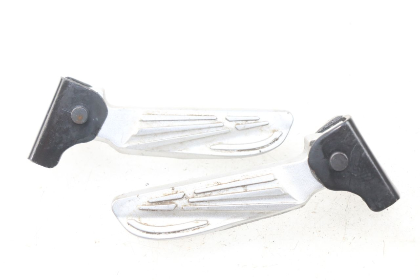 photo de PAIRE CALE PIED ARRIERE SYM JET 4 4T 50 (2018 - 2021)