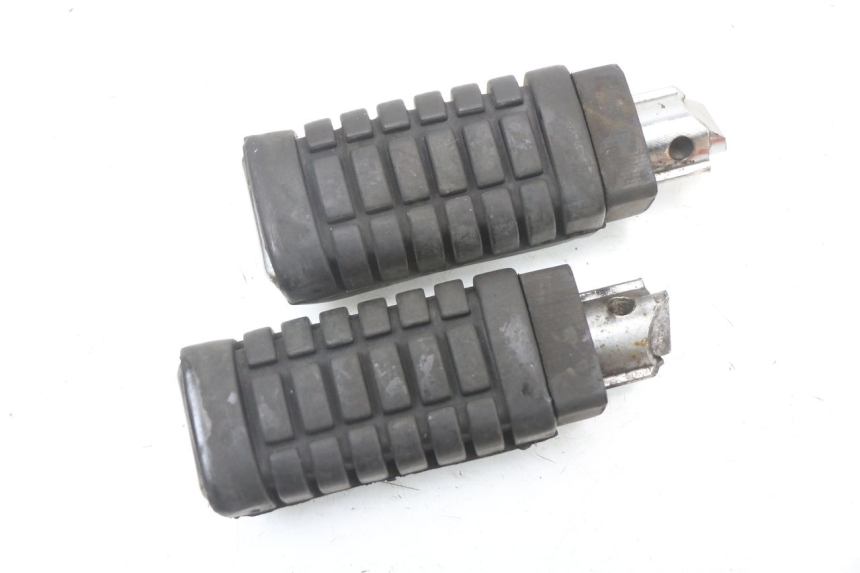 photo de PAIRE CALE PIED ARRIERE JINLUN JL HIGHLANDER 125 (2007 - 2015)