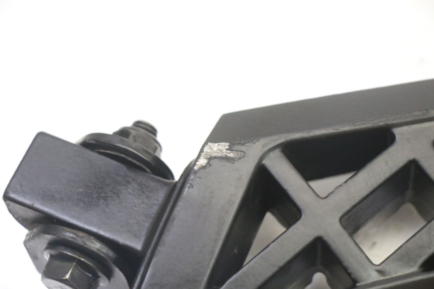 photo de PAIRE CALE PIED ARRIERE PEUGEOT KISBEE 4T 50 (2018 - 2022)