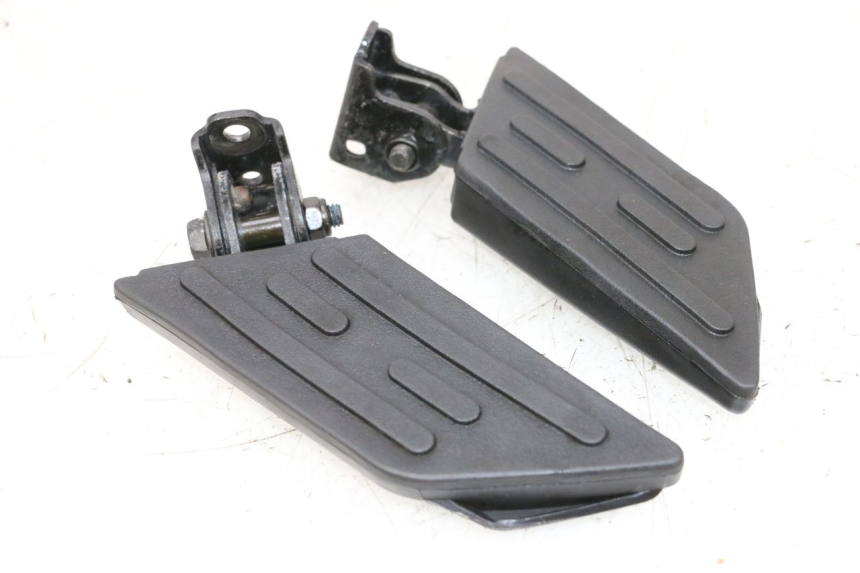 photo de PAIRE CALE PIED ARRIERE PEUGEOT KISBEE 4T 50 (2010 - 2017) - Vue principale