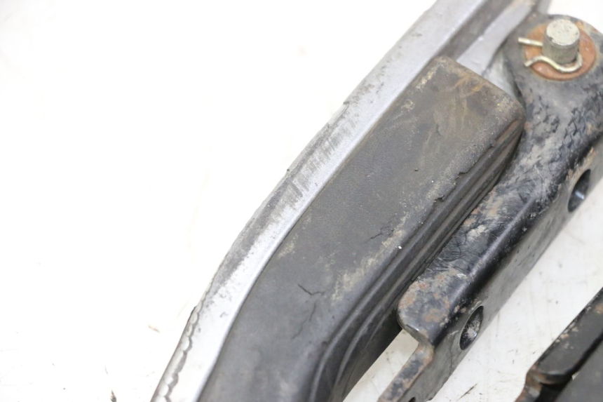 photo de PAIRE CALE PIED ARRIERE PIAGGIO MP3 500 (2014 - 2016)