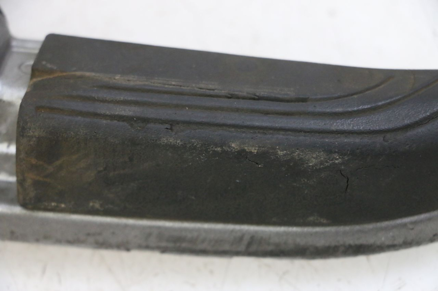 photo de PAIRE CALE PIED ARRIERE PIAGGIO MP3 500 (2014 - 2016)