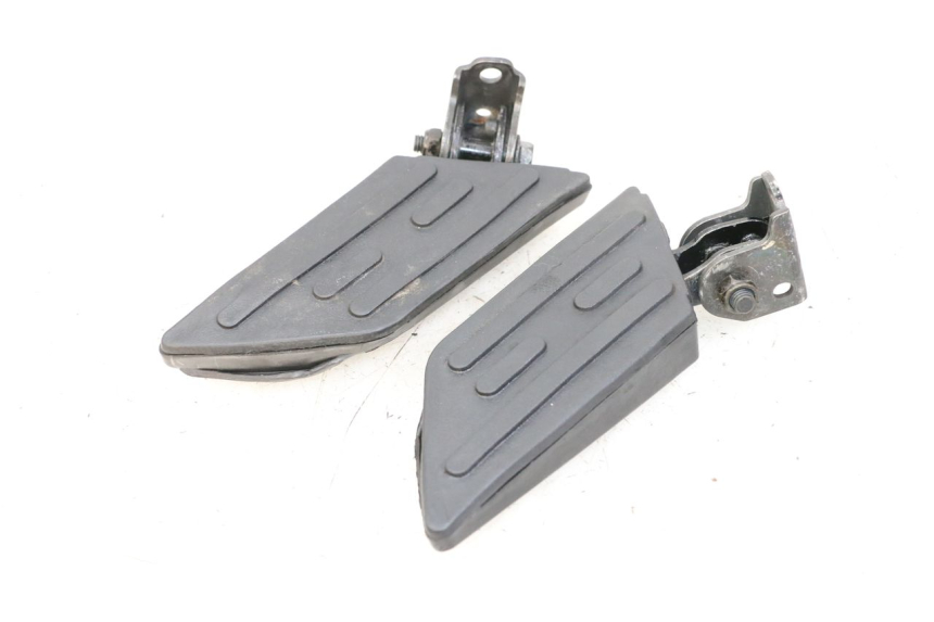 photo de PAIRE CALE PIED ARRIERE PEUGEOT KISBEE 4T 50 (2018 - 2022)