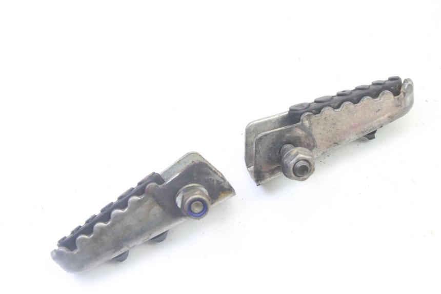 photo de PAIRE CALE PIED ARRIERE DERBI SENDA SM DRD 50 (2008 - 2013)