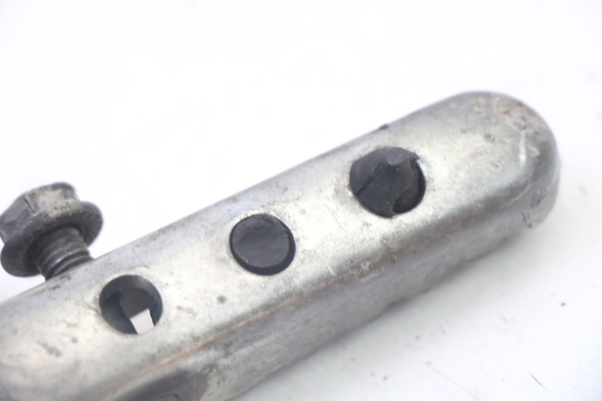 photo de PAIRE CALE PIED ARRIERE DERBI SENDA SM DRD 50 (2008 - 2013)