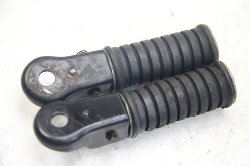 photo de PAIRE CALE PIED ARRIERE YAMAHA SR 125 (1982 - 2003)